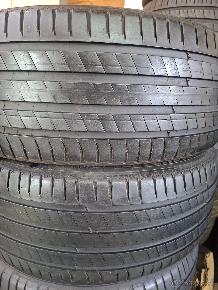 235/55R19 Michelin letné - 2
