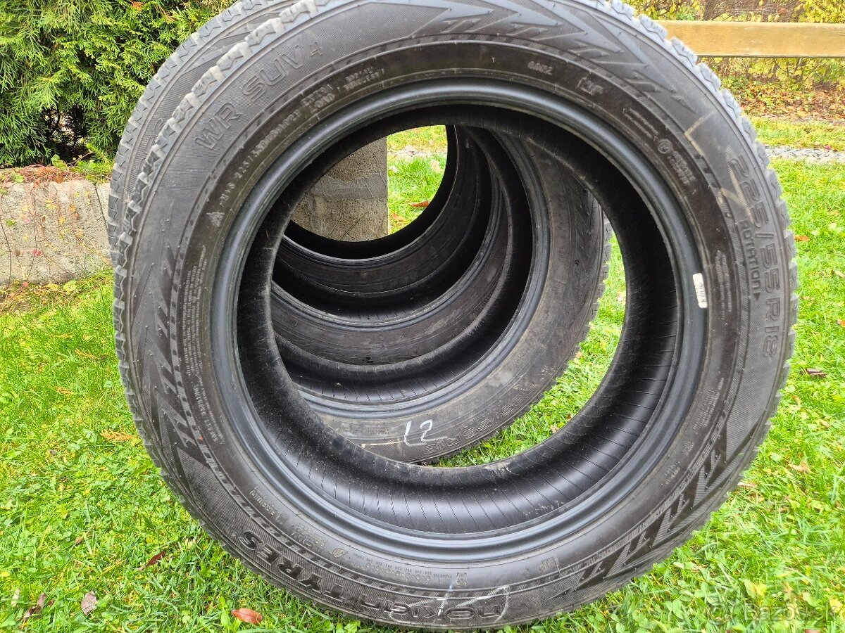 Pneu 225/55 R18 - 2