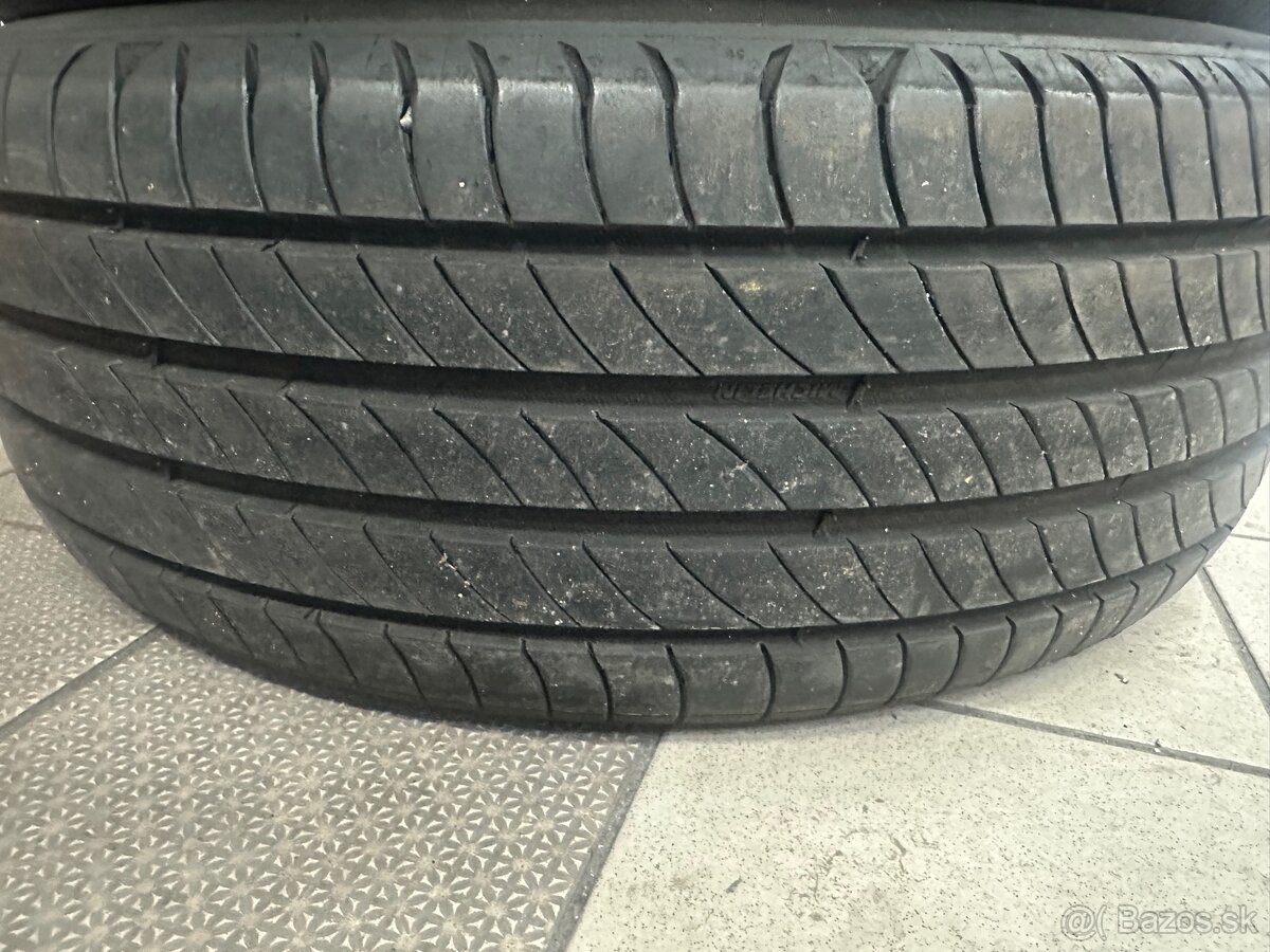 Michelin 205 55 R16 DOT 1723 - 2