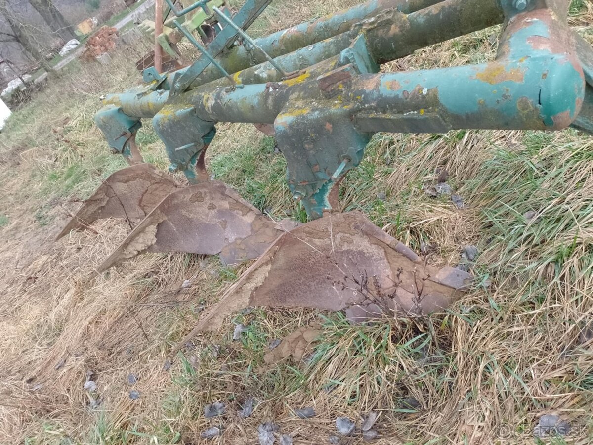 Predam rolnicke pluhy - 2