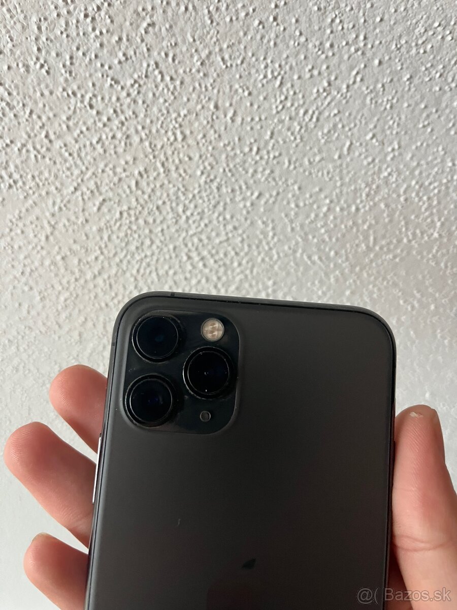 iPhone 11 pro Diely - 2