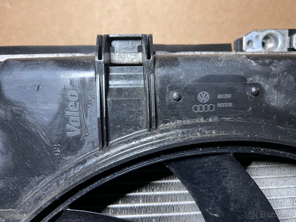 Audi Q3 2.0TDI chladiče vrtula - 2