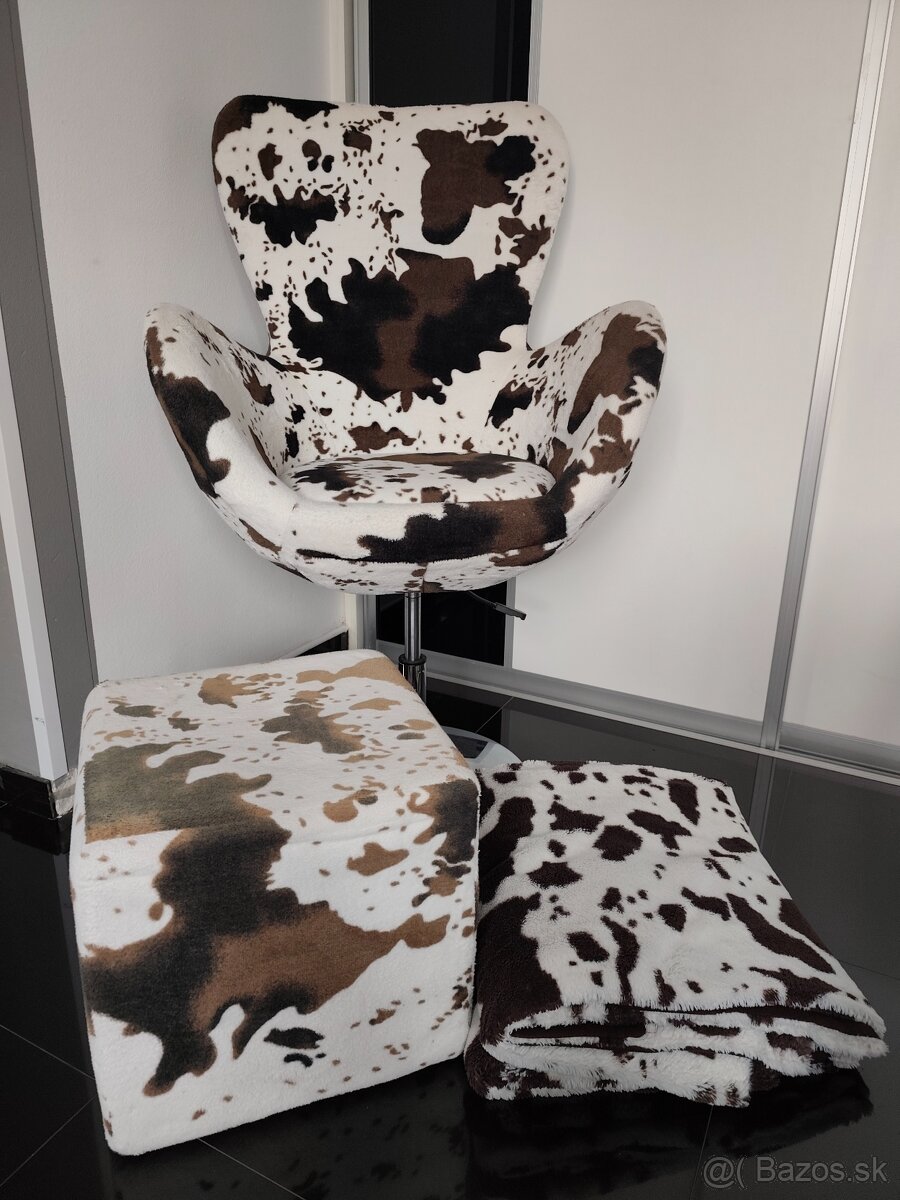 Kreslo + taburet - 2