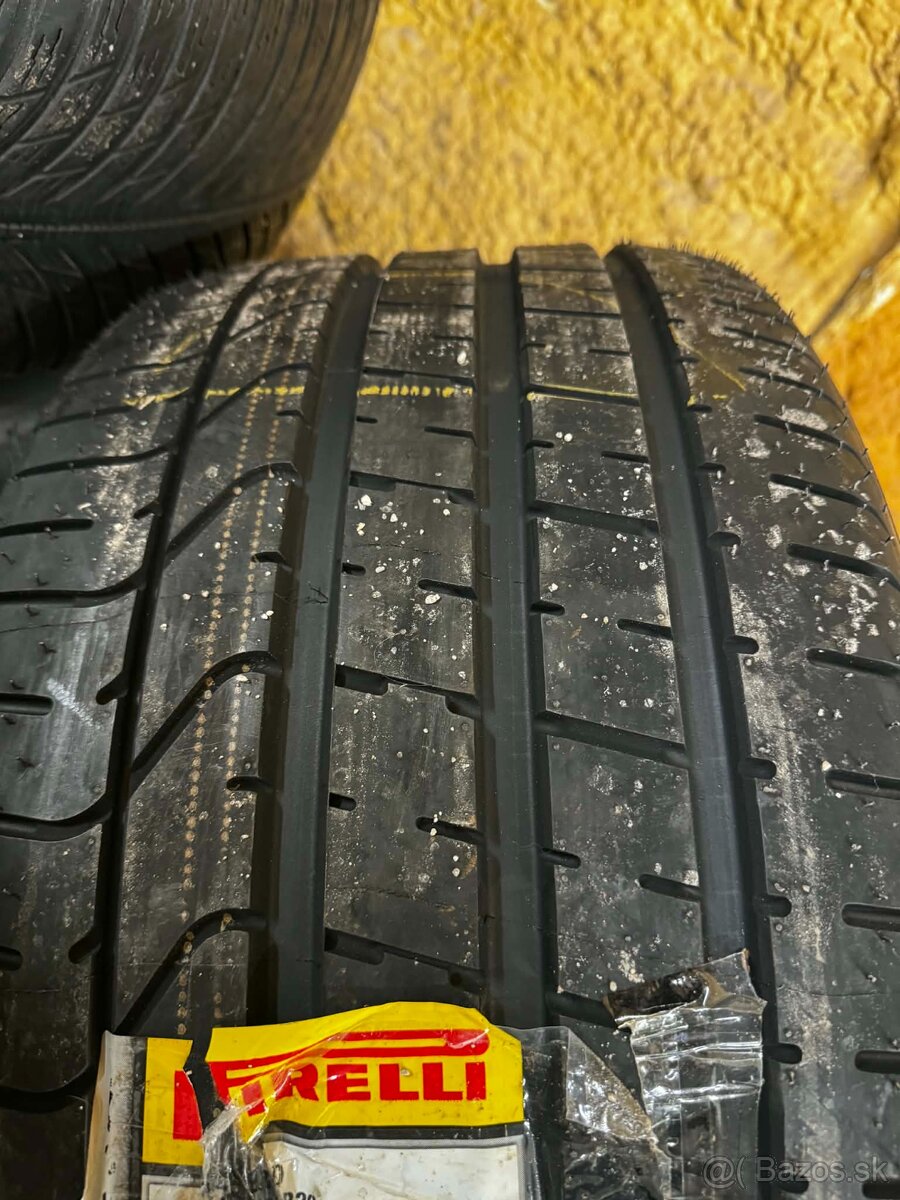 Nove letne Pirelli pzero 325/35 R20 2ks - 2