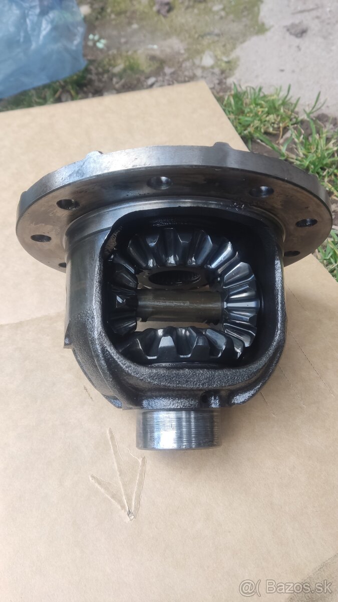 Predný diferenciál na L200 - 2