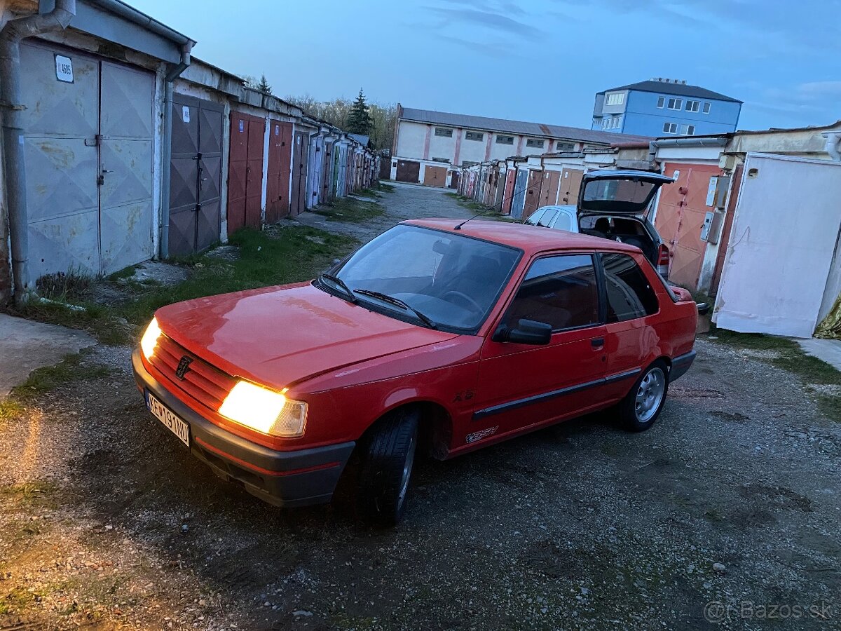 Peugeot 309 coupe 1.9 dfz 72kw - 2