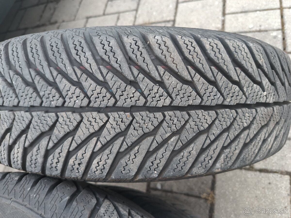Predám 4 ks pneumatiky na diskoch 175/70 R14 - 2