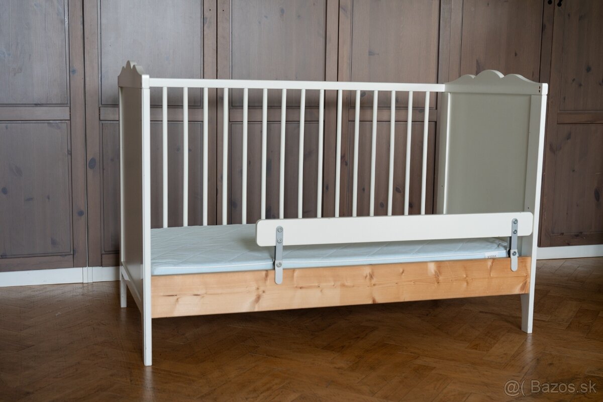 Detská postieľka s príslušenstvom - 2