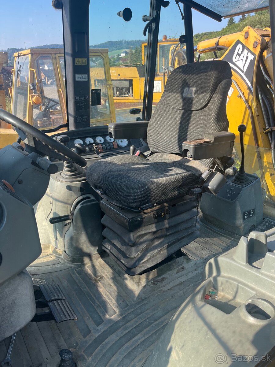 CAT 428 d - 2