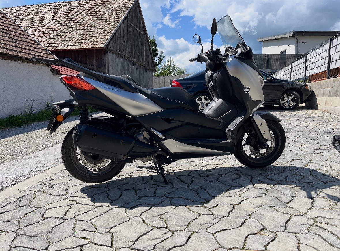 Yamaha X-MAX 300 – TOP stav - 2