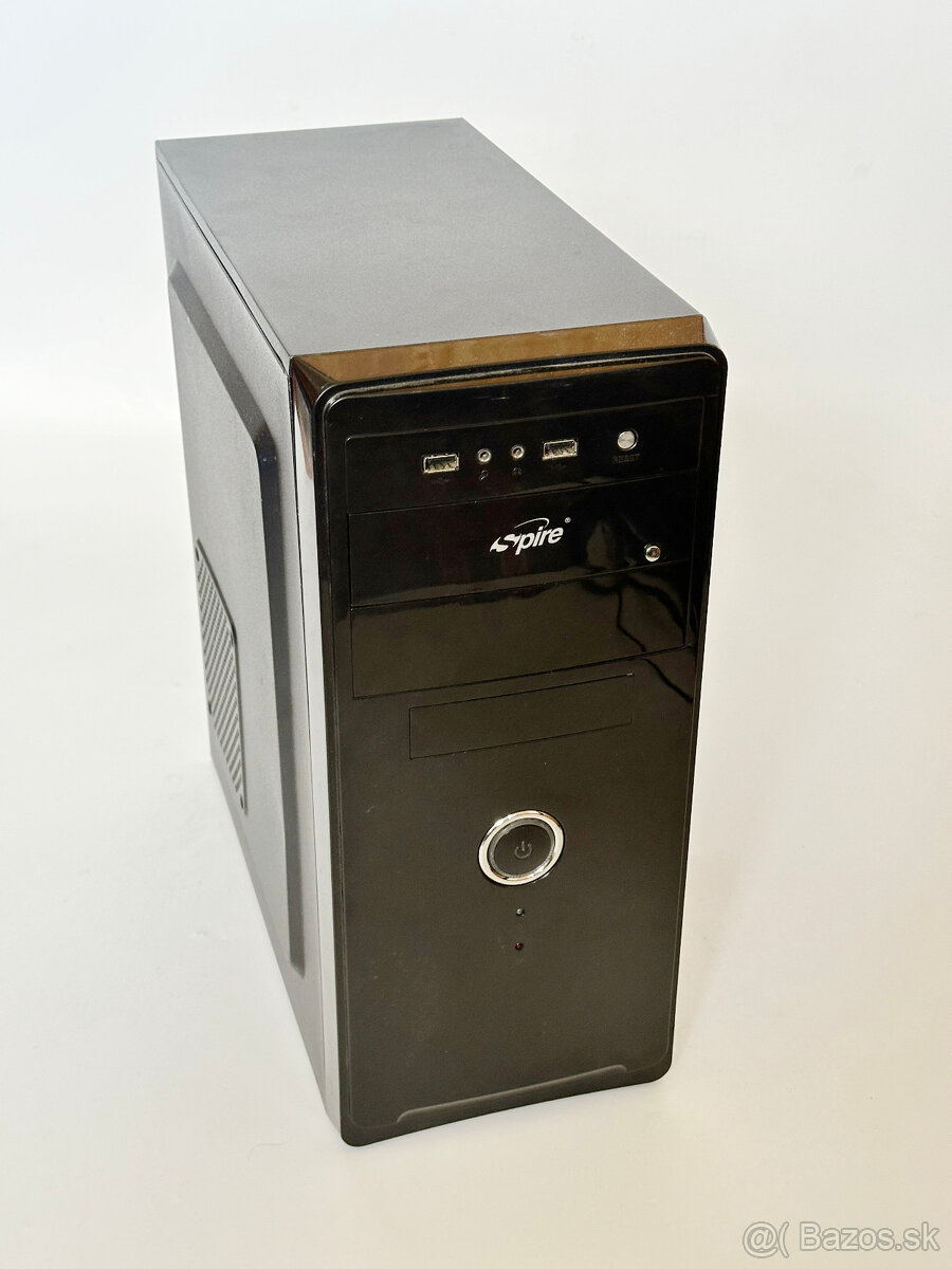 Počítač Spiro s monitorom a príslušenstvom - 2