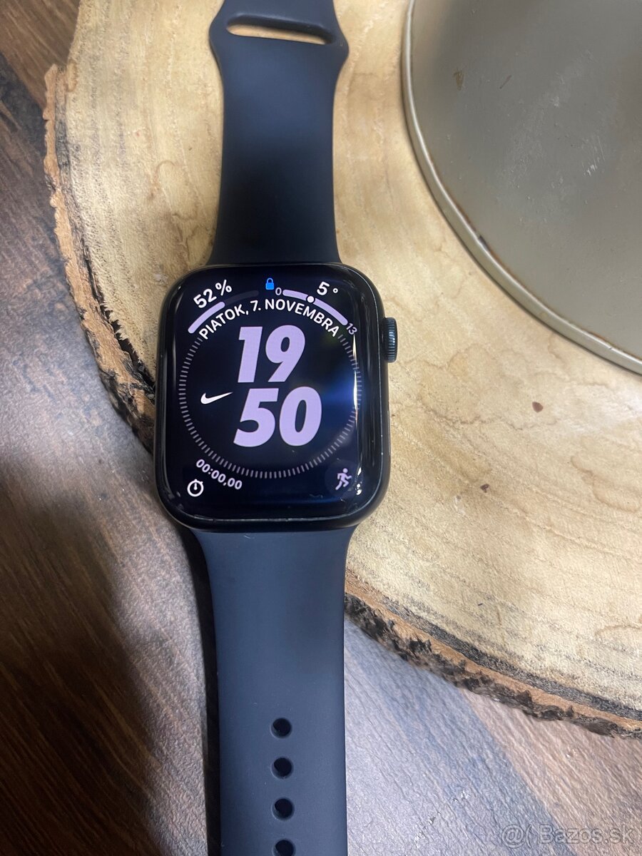 Apple Watch 8 - 2