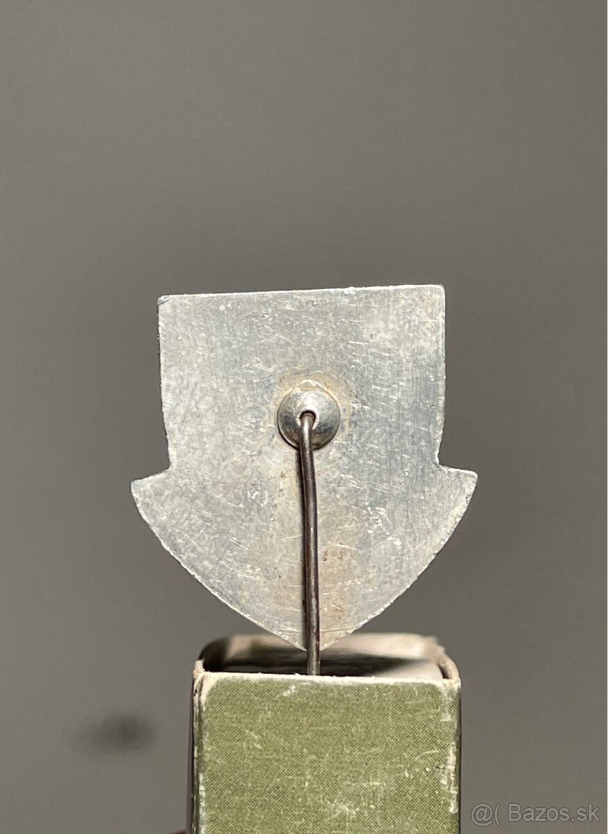 Dozinkove slávnosti 1943 slovenský štát odznak - 2