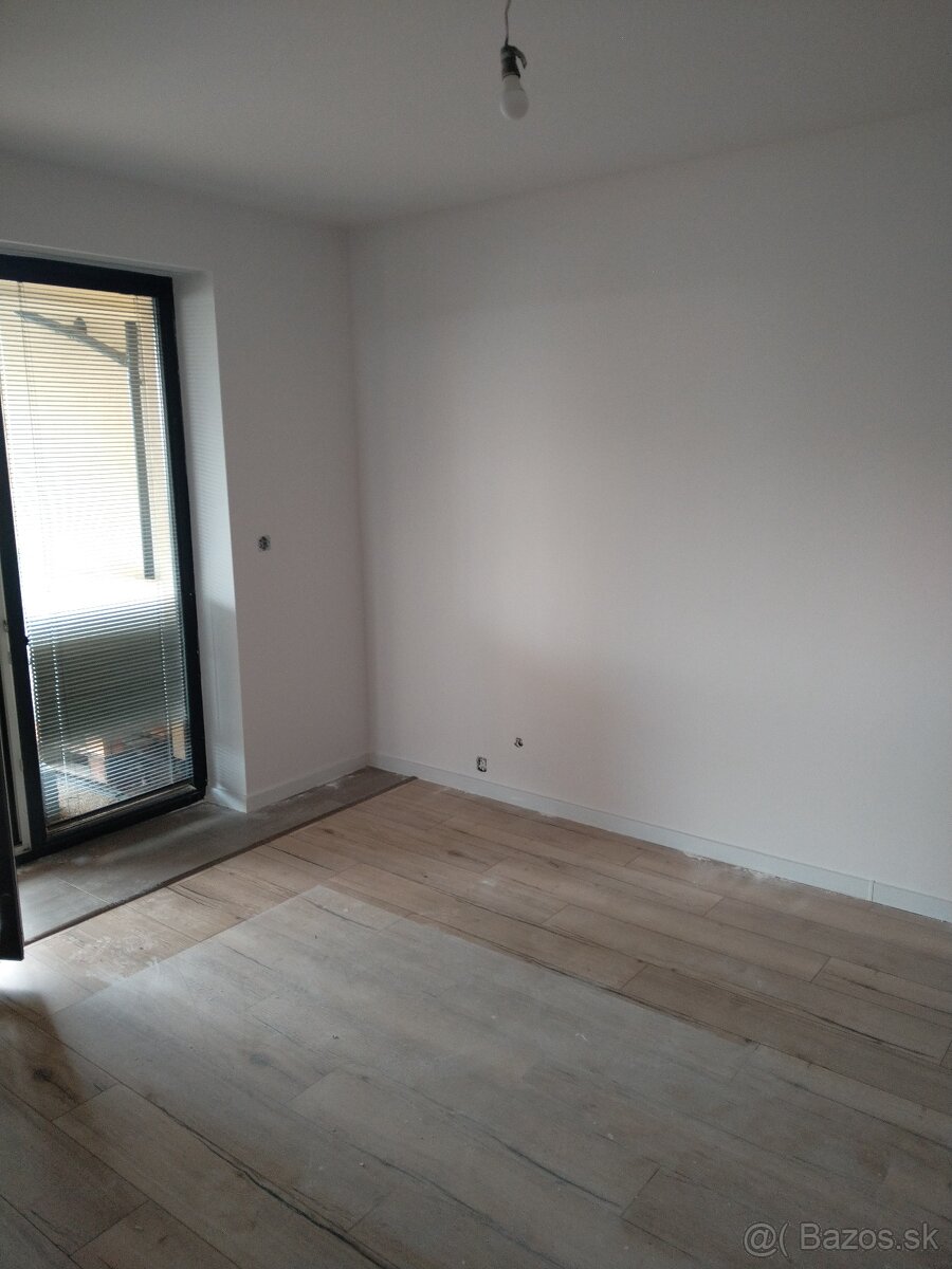 Airles striekanie, maľovanie, maľba, maliarske práce - 2