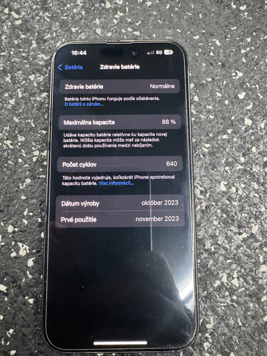 Predám iPhone 15 Pro 128 GB Blue Titanium - 2