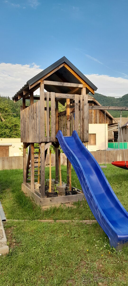 Detské ihrisko so smyklavkou - 2
