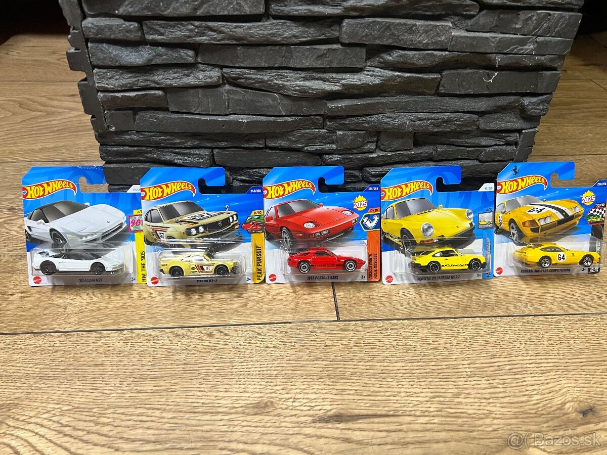 Hot wheels modely - 2
