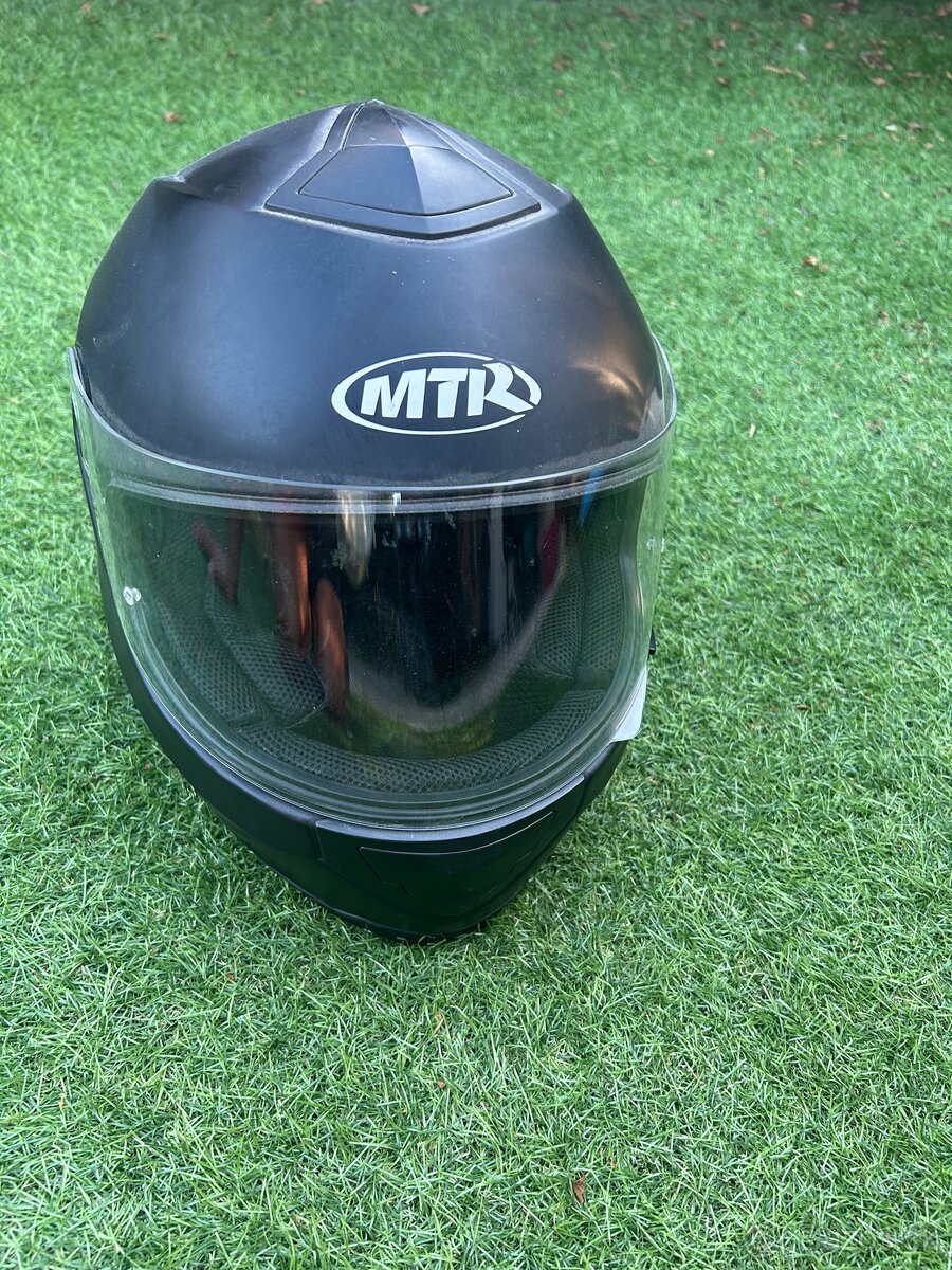 Prilba na motorku MTR - 2