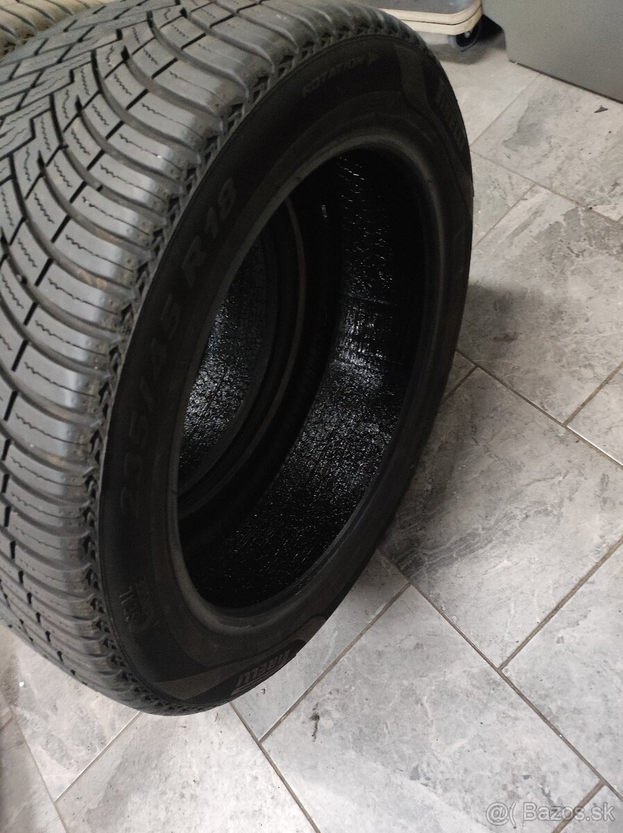 235 45 r18 - 2