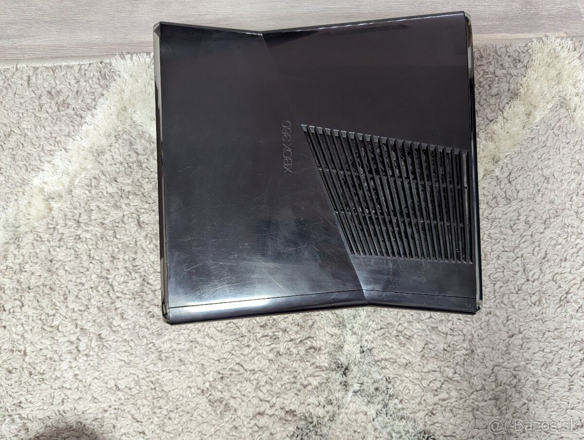 Xbox 360 Čierny - 2