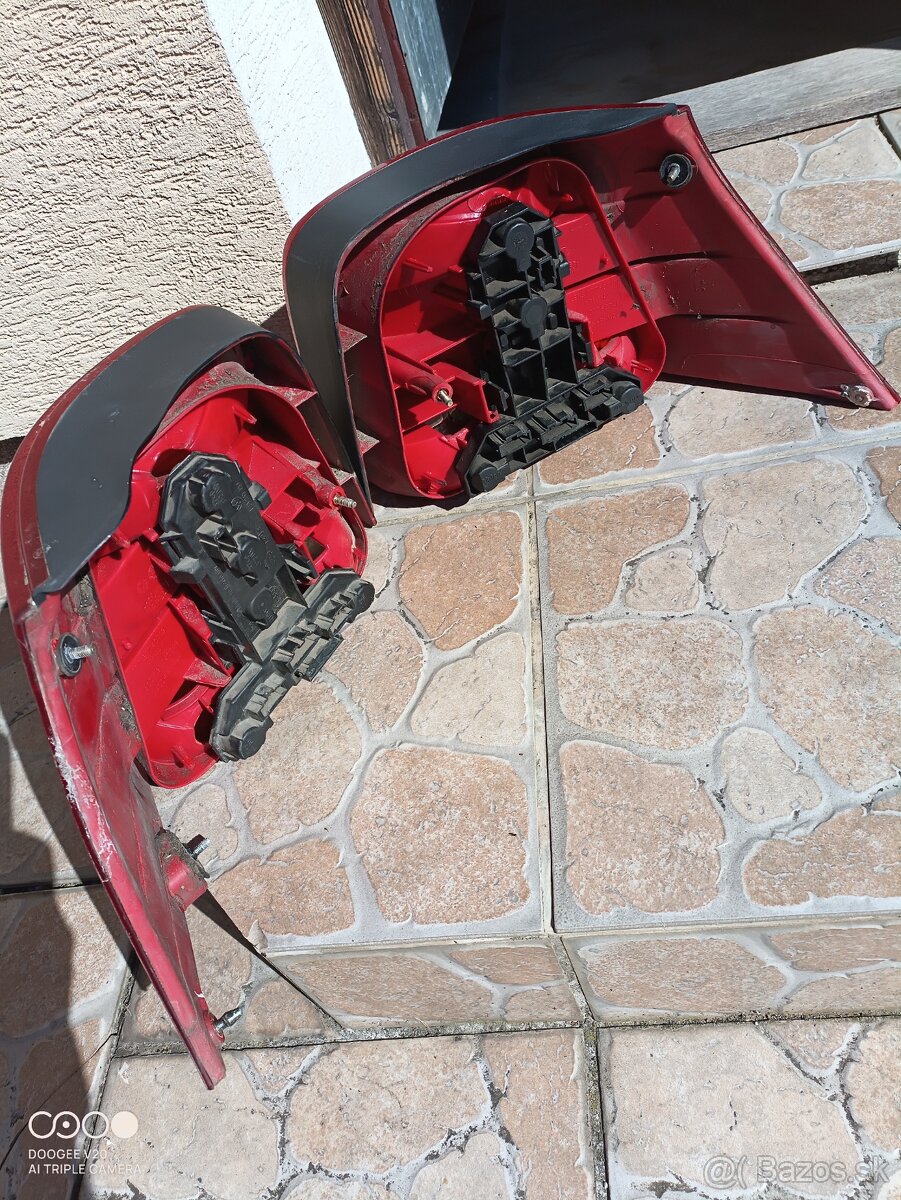 Predám zadné svetla - 2