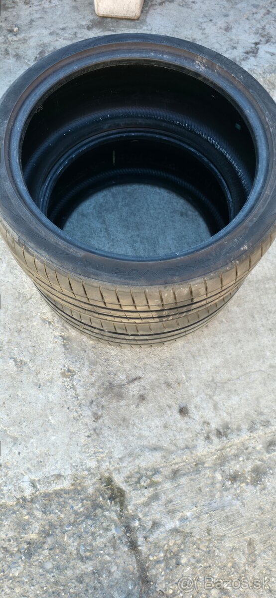 225/40 r19 letné 2ks - 2