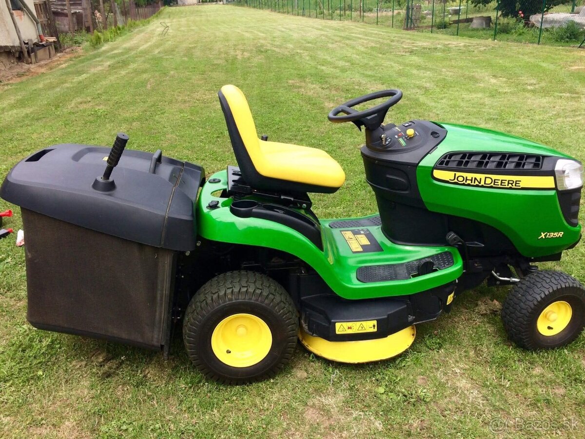 Traktorová kosačka John DEERE - 2