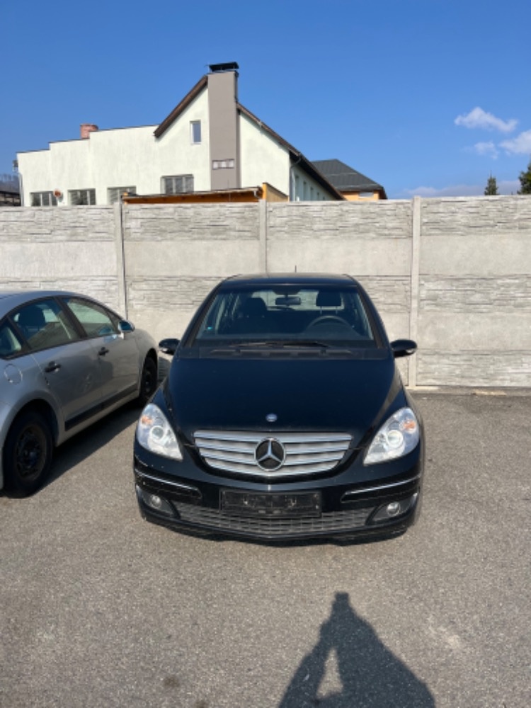 Mercedes Benz B - class W245 - 2
