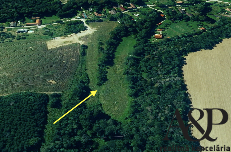 NA PREDAJ POZEMOK NA POLOSAMOTE, 3698M2, PRIETRŽ-HORNÉ PASEK - 2