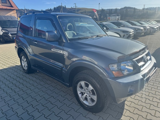 Mitsubishi Pajero 3.2 DI-D Dakar A/T AKONTACIA OD 0% - 2