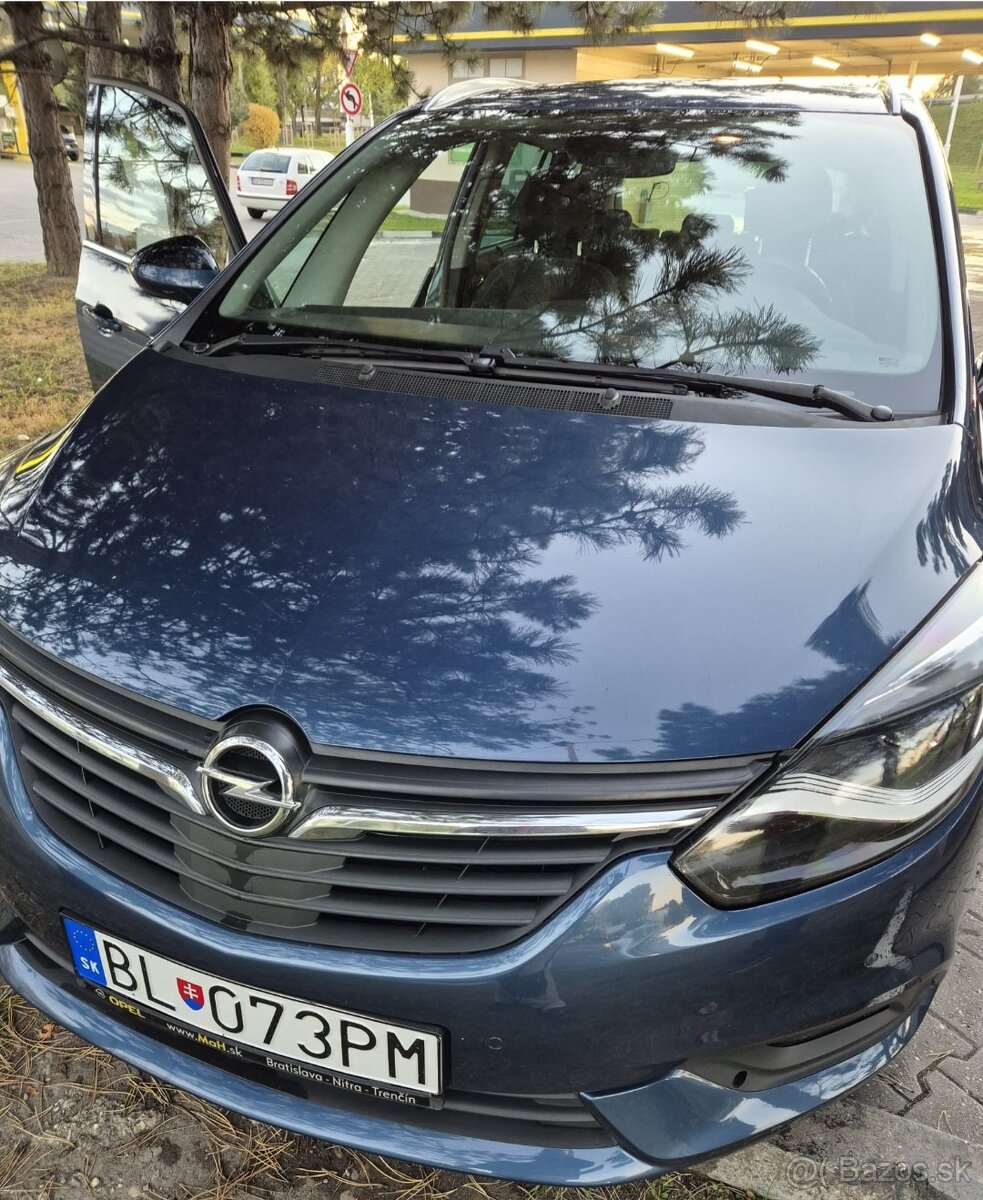 Opel Zafira Tourer 1,6 - 2