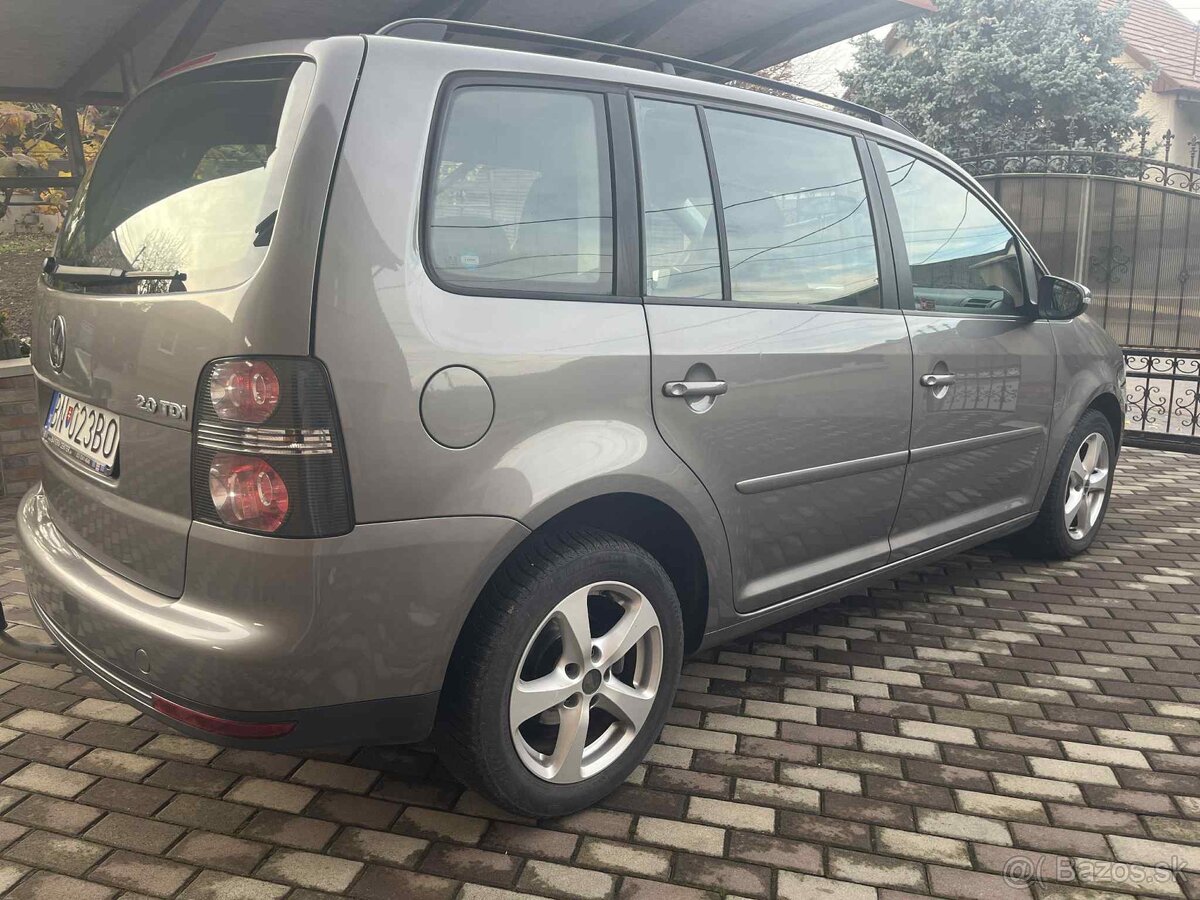 VW TOURAN 2.0 TDI - 2