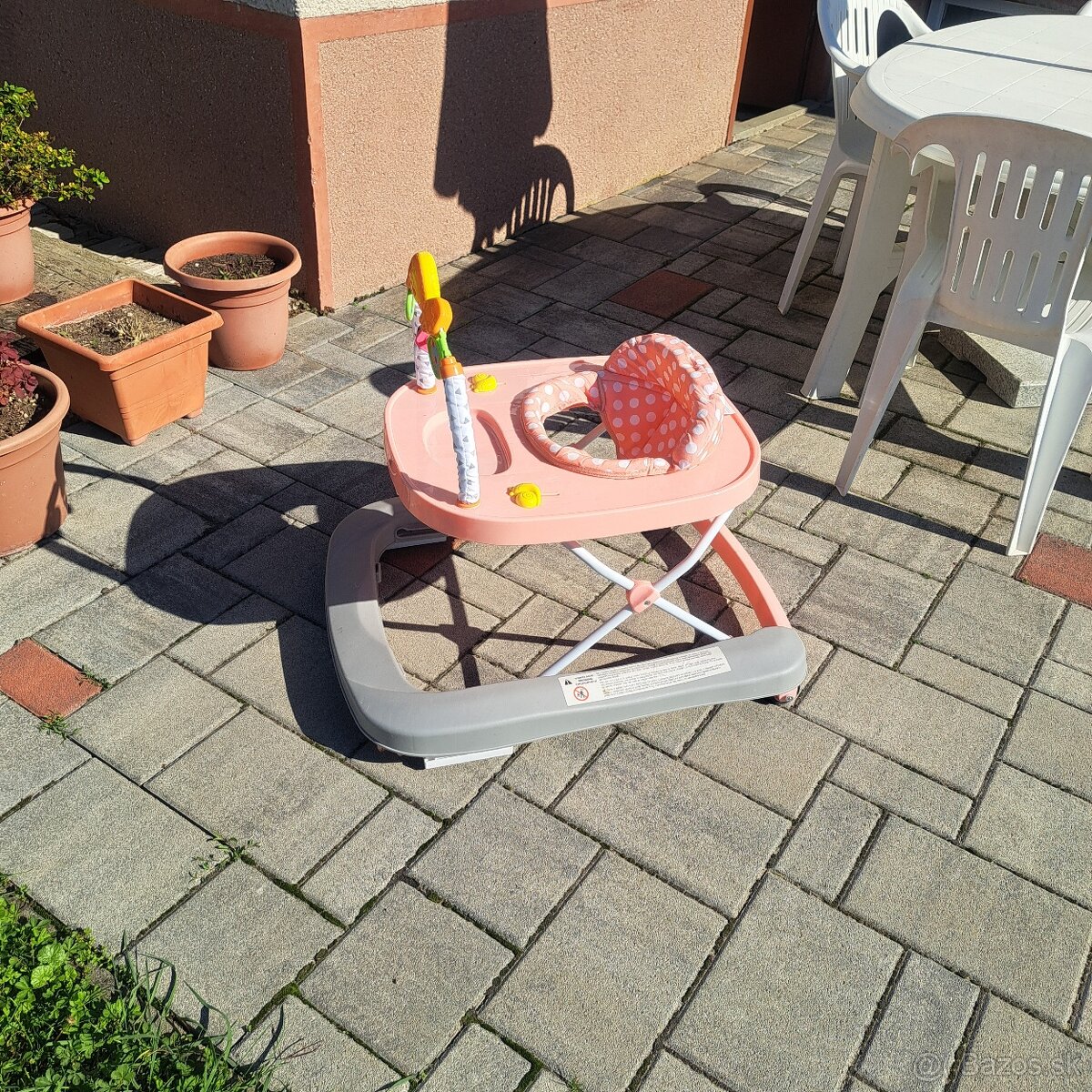 Detské chodítko. - 2