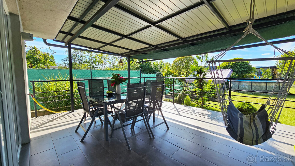 Útulný rodinný dom s upravenou záhradou: 4-izbový bunga - 2