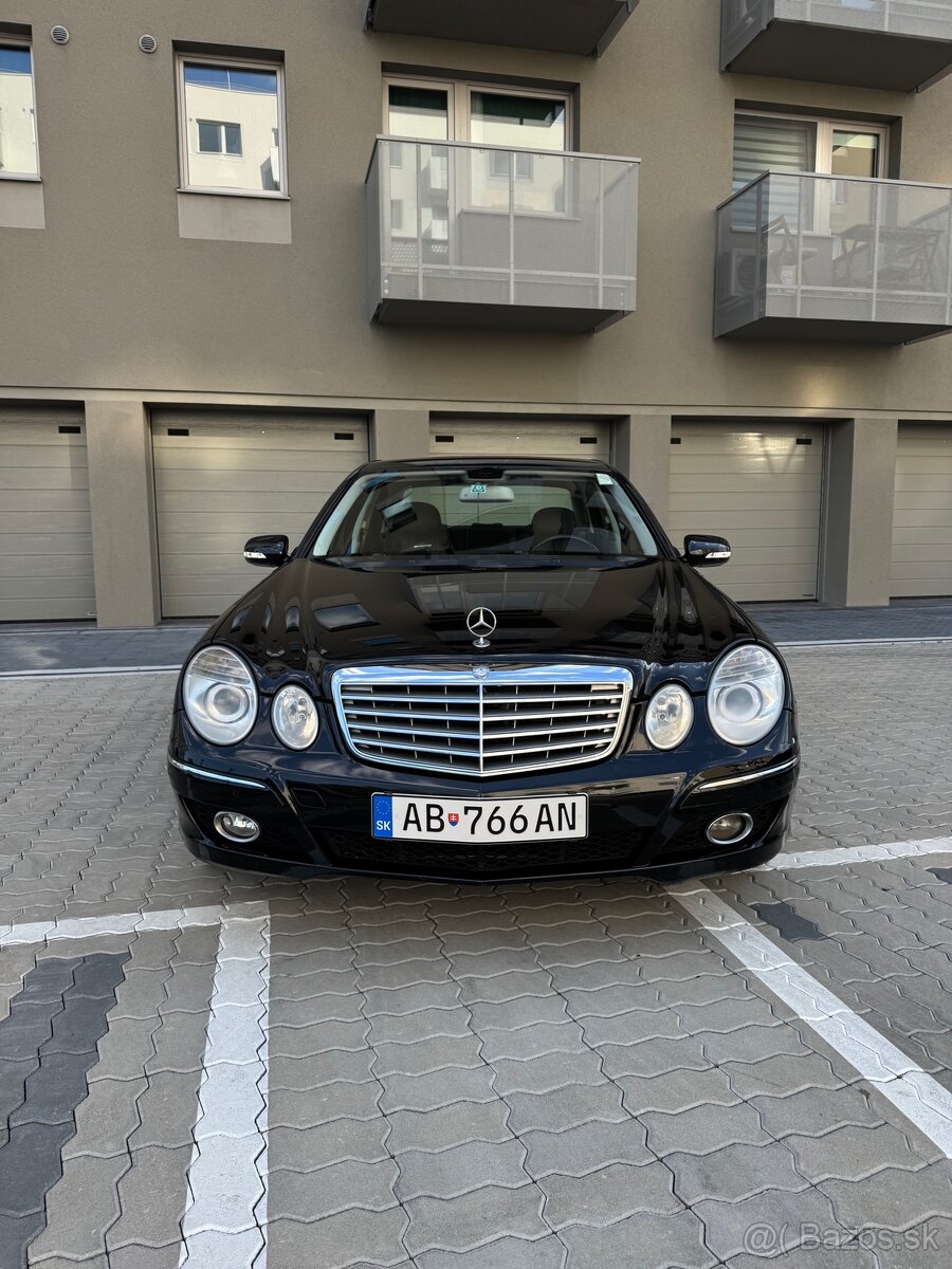 Mercedes Benz W211 E280 3.0 V6 - 2