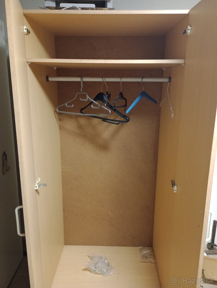 Šatníková skriňa - 2