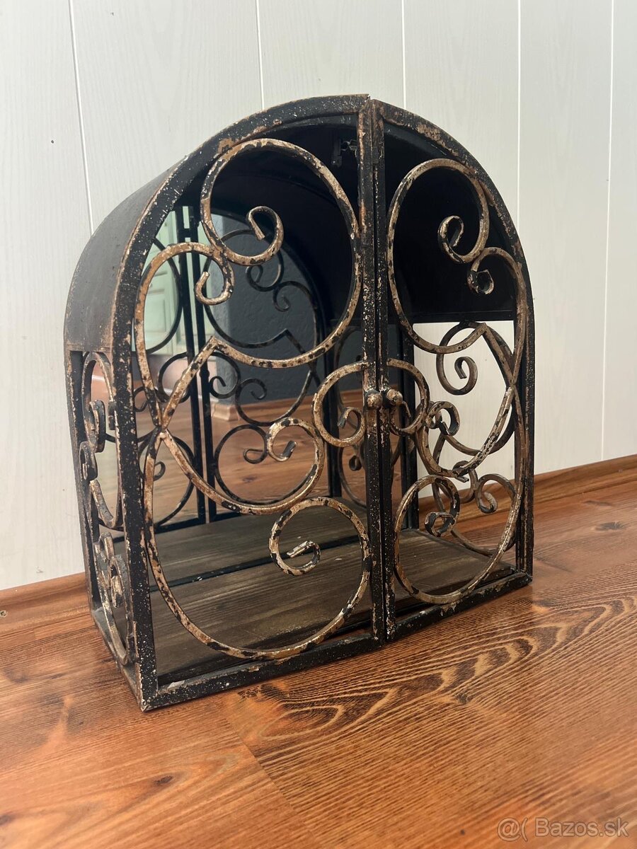 Skrinka, vitrina - 2