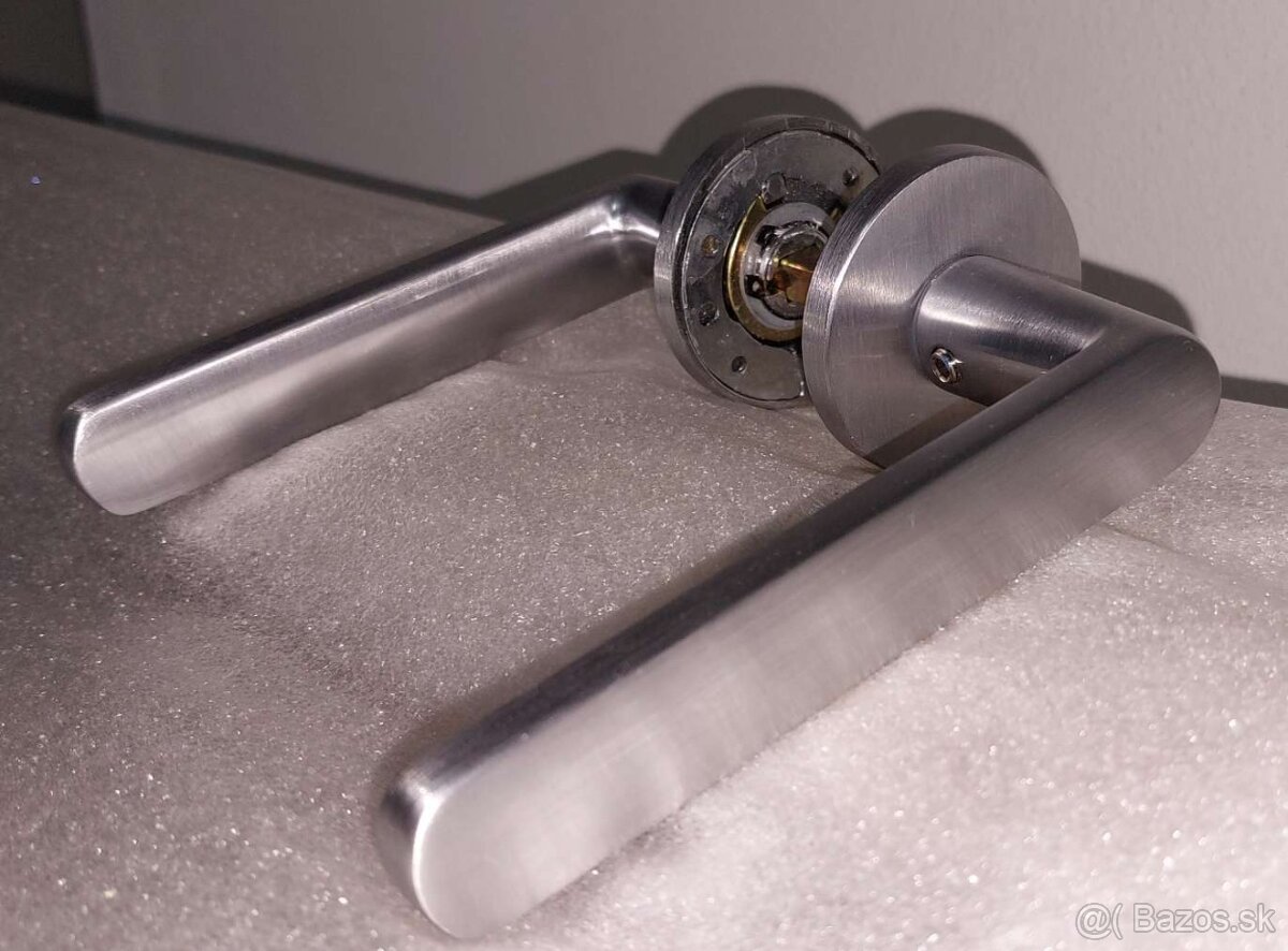 Predám kľučky značky METALBUD model LUNA R - 2