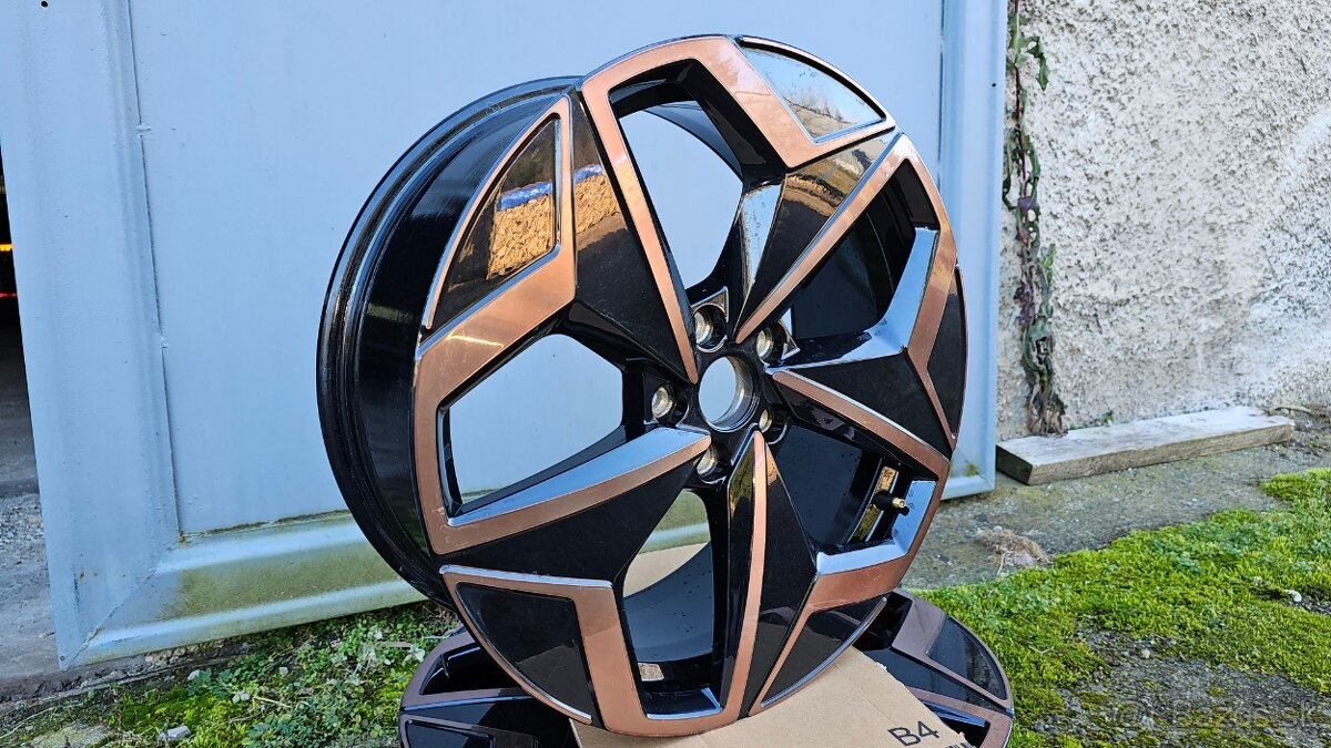 ELEKTRONY CUPRA R19 - 2