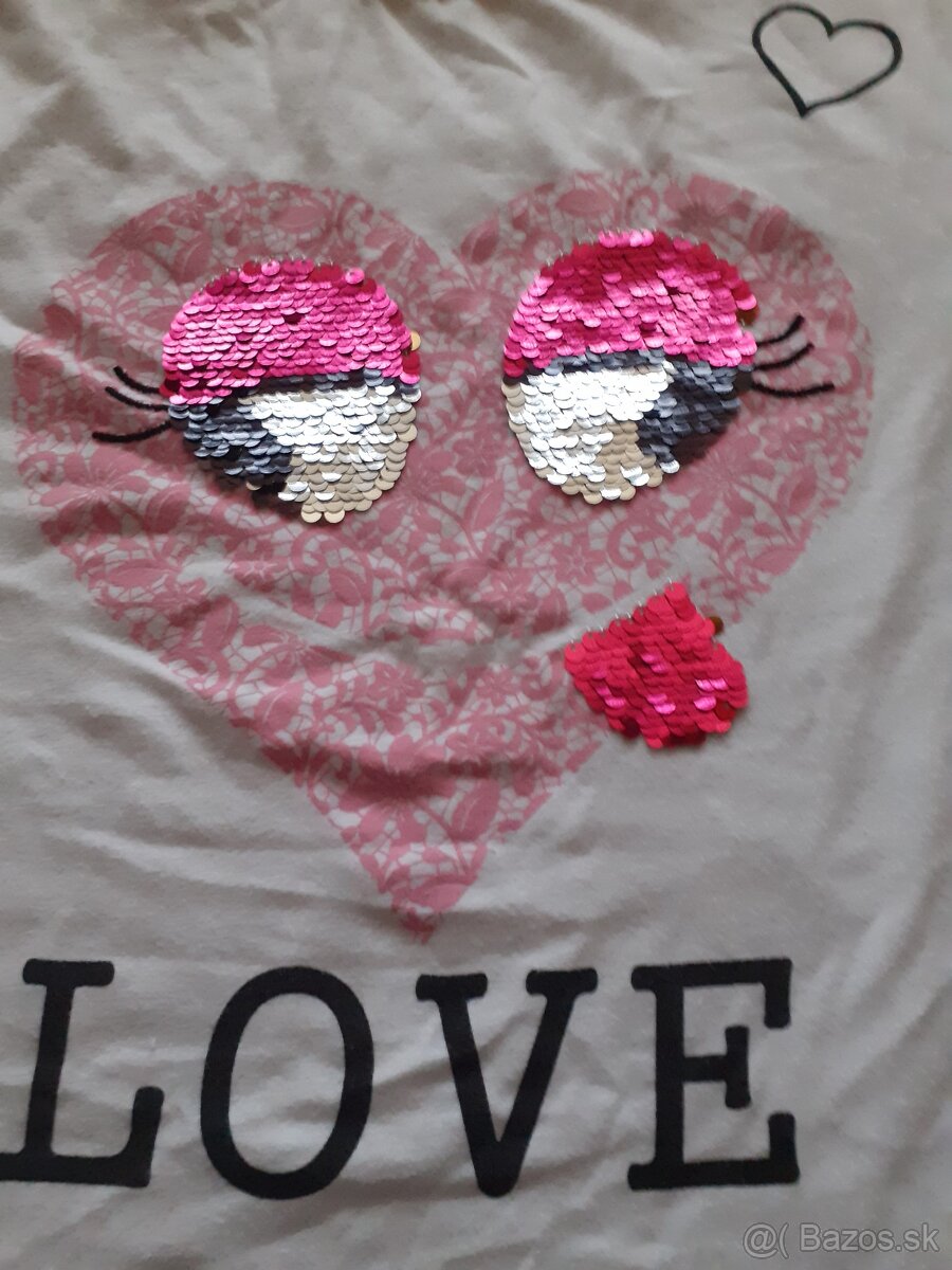 Tričko so žmurkajúcim srdiečkom - 2