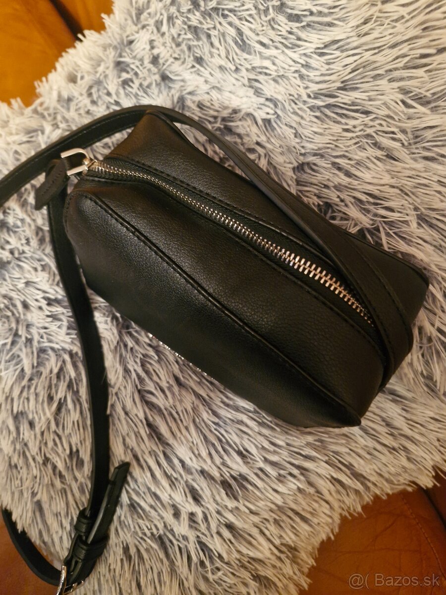 Mala kabelka Calvin Klein - 2