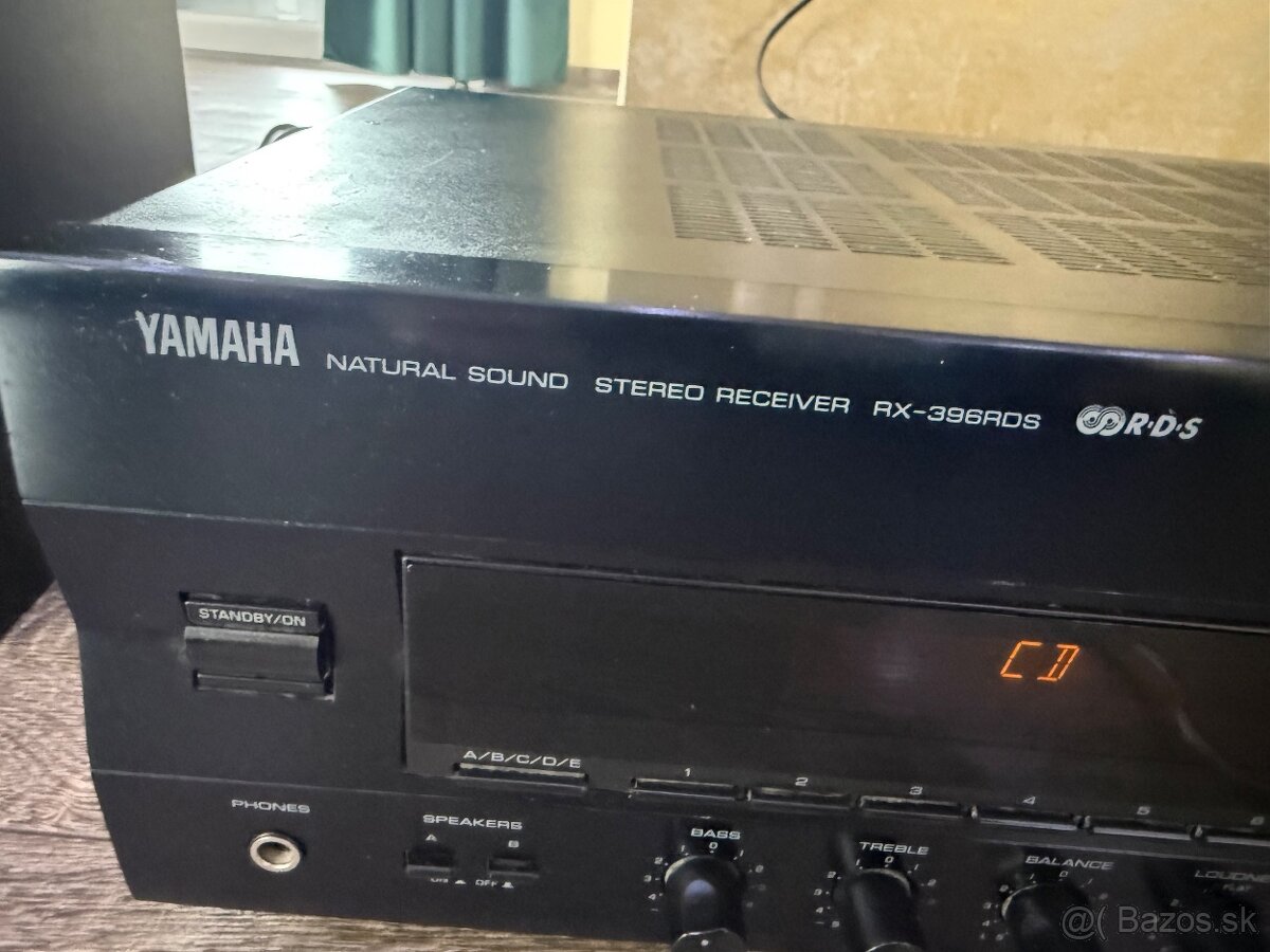 Yamaha RX-396RDS STEREO RECEIVER - 2