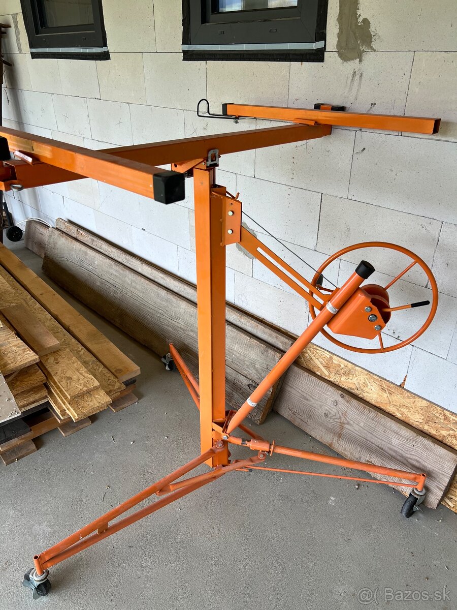 Zdvihák na sadrokarton - 2