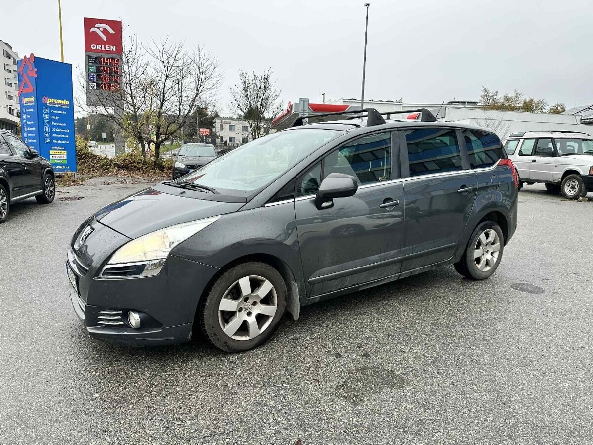 Peugeot 5008 2.0 Hdi 110 KW ,7 miest - 2