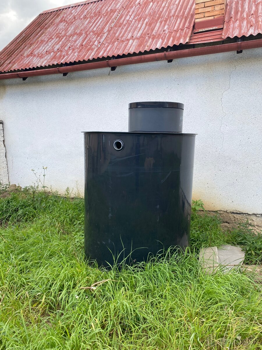 Predam úplne novú nepouživanú samonosnu plastovu nádrž S-2m3 - 2