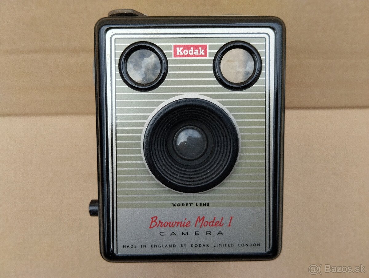 Fotoaparát Kodak Brownie + pouzdro - 2