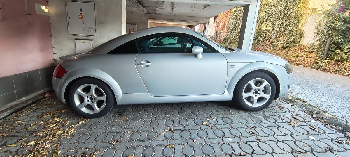 Audi TT 1.8T - 2