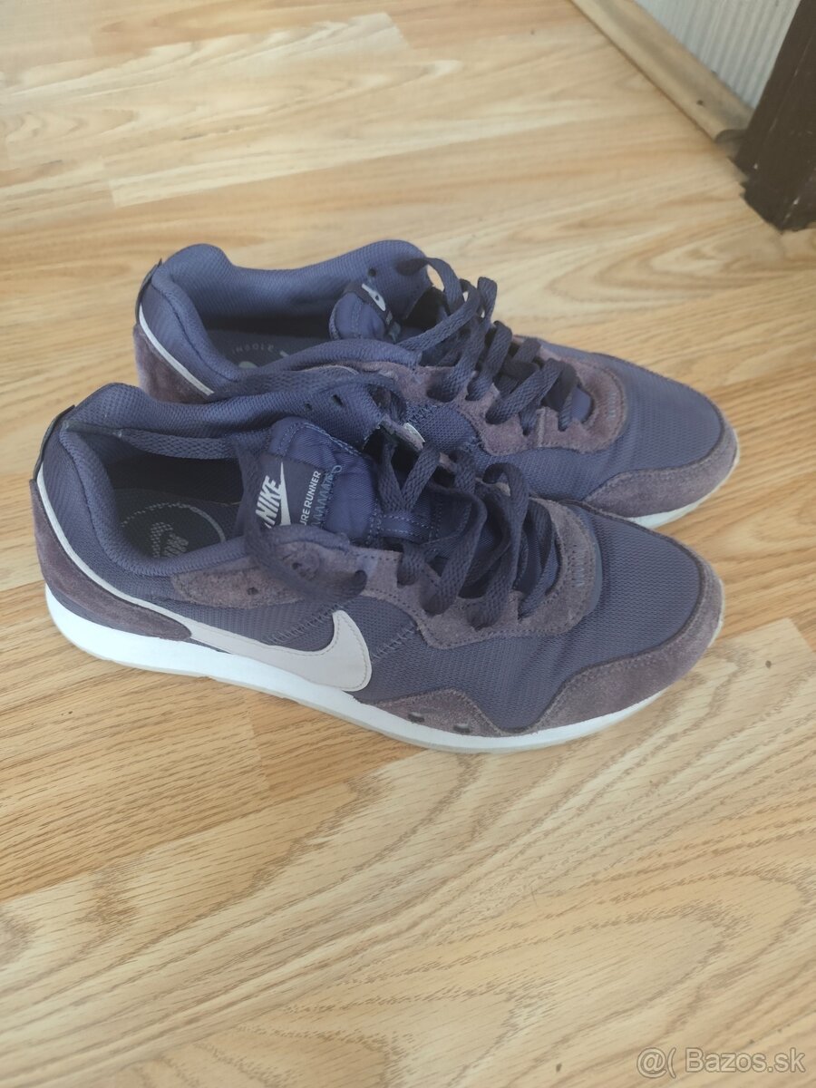 Botasky Nike - 2