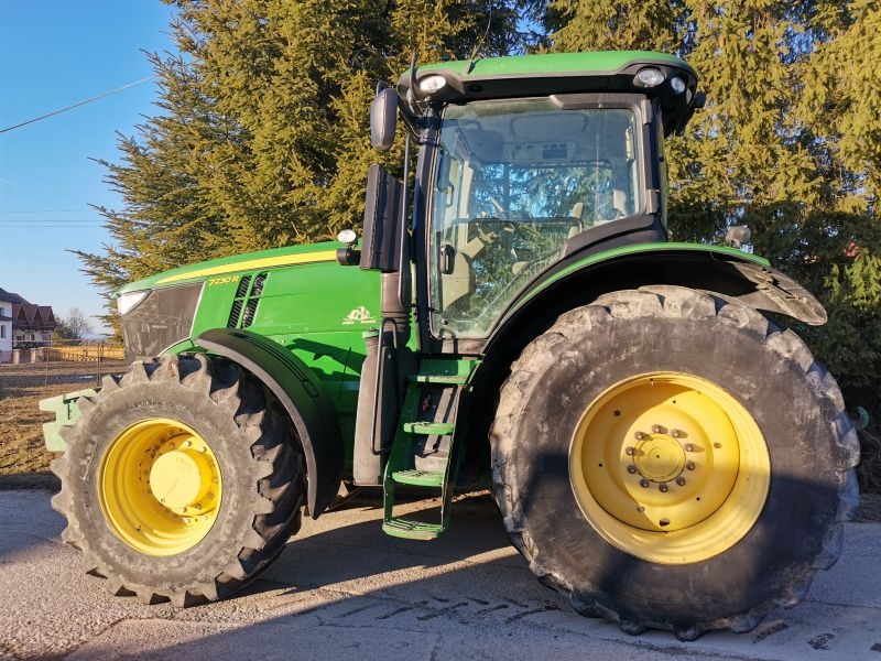 Predám JOHN DEERE 7230R - 2