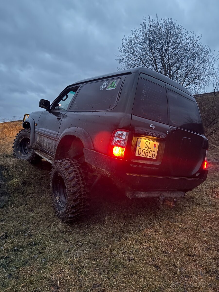 Nissan Patrol y61